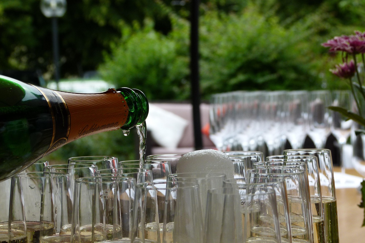 sparkling wine, semi sparkling wine, flute, pour, serve, sparkling water, alcohol, celebration, reception, party, fixed, terrace, sparkling wine, reception, reception, reception, reception, reception